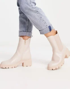 Chelsea Boots*Simply Be Wide Fit Cleated Block Heeled Chelsea Boot In Stone Beige