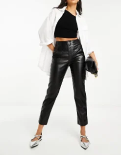 Trousers & Leggings*Stradivarius Faux Leather Cigarette Trouser In Black