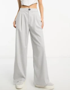Petite*Stradivarius Petite Tailored Wide Leg Trouser In Grey