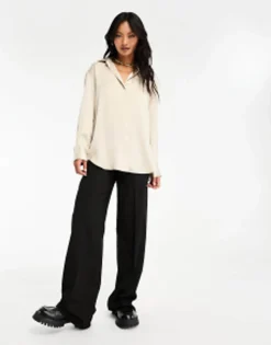 Shirts*Stradivarius Satin Shirt In Champagne Gold