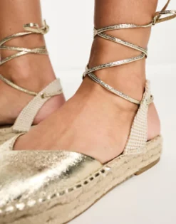 Flat Sandals*Stradivarius Strap Detail Espadrilles In Metallic Gold