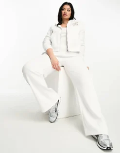 Tracksuits & Joggers*Tammy Girl Curve Tammy Girl Plus Tracksuit Pants Co-Ord With Graphic In White