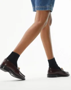 Loafers*Topshop Clara Leather Flat Loafer With Chain In Brown