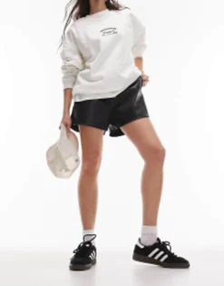 Shorts*Topshop Faux Leather Runner Short In Black
