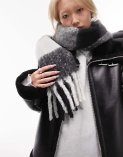 Scarves*Topshop Scarlett Blanket Check Scarf In Black And Grey Multi