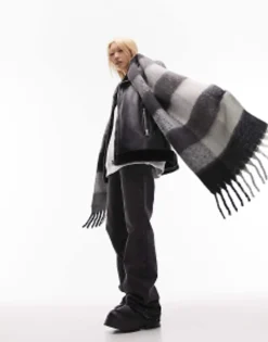 Scarves*Topshop Scarlett Blanket Check Scarf In Black And Grey Multi