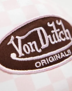 Caps*Von Dutch Tampa Trucker Cap In Checkerboard Print - Exclusive To Asos Pink
