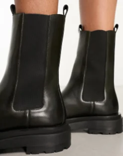 Chelsea Boots*WALK LONDON Dana Chelsea Boots In Leather Olive