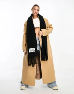 Scarves*WEEKEND COLLECTIVE Fluffy Blanket Scarf With Woven Label Black