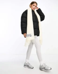 Scarves*WEEKEND COLLECTIVE Fluffy Blanket Scarf With Woven Label Cream