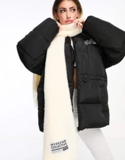 Scarves*WEEKEND COLLECTIVE Fluffy Blanket Scarf With Woven Label Cream